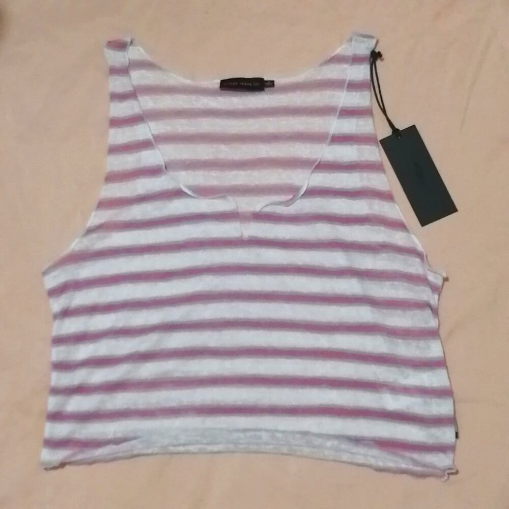 🇨🇦 Rare Item-- Silver Jeans Co. "Adrianna" Sleeveless Crop Top
